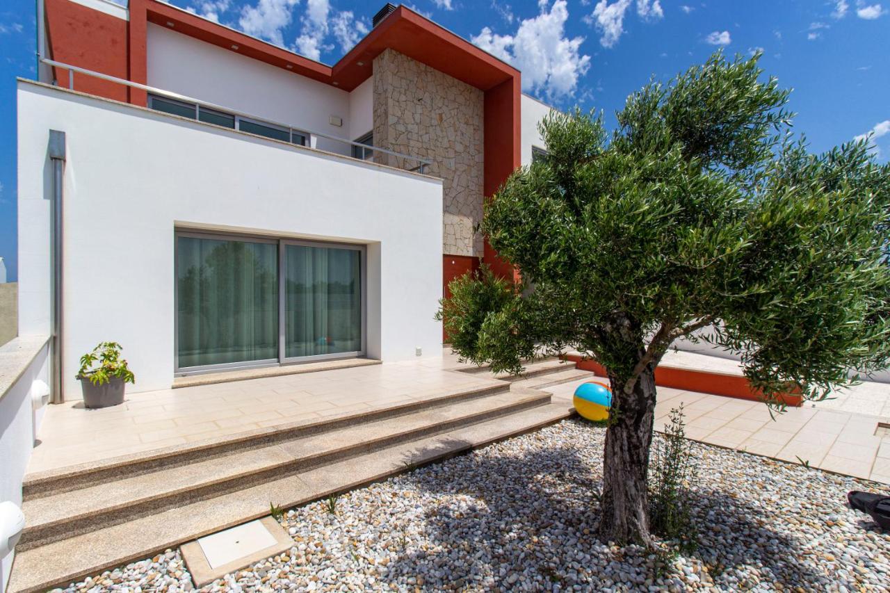 O Cantinho Entre A Ria E O Mar - With Hot Water Pool All Year Round Торейра Екстериор снимка